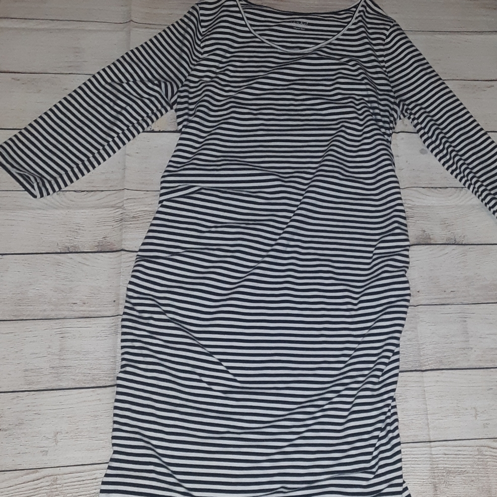 Maternity dress